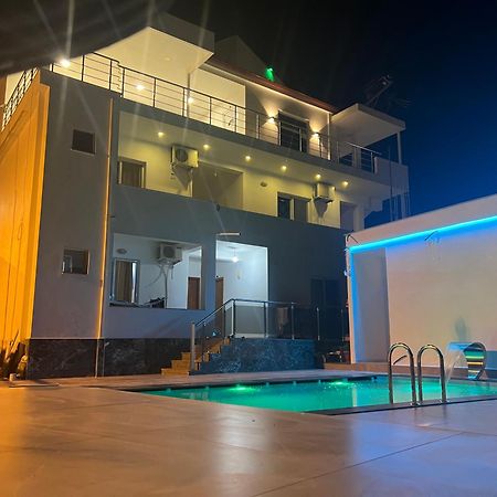 Villa Elvis Caca Ксамил Экстерьер фото